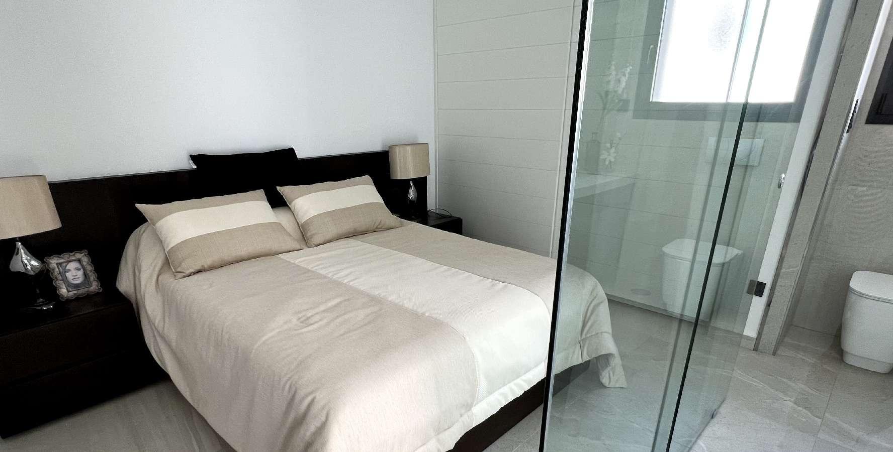 Villa a Ciudad Quesada, Alicante, Spagna 3 camere da letto, 98 mq. N° 112500