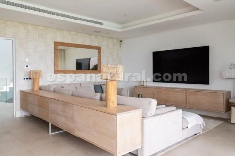 Villa pārdošanā Benahavis, Malaga, Spānijā 4 istabas, 423 m2 Nr. 144178 - attēls 3