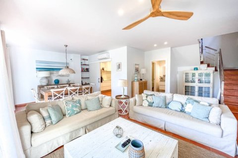 Apartament w Es Mercadal, Menorca, Hiszpania 3 sypialnie, 118 mkw. nr 143915 – zdjęcie 3