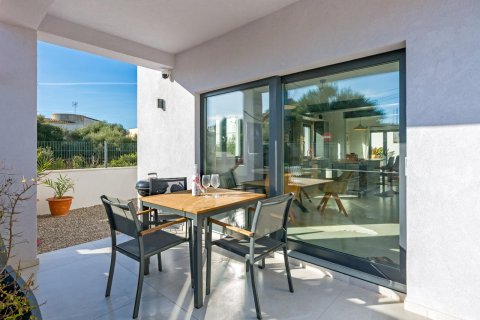 Casa adosada en venta en La Rapita, Mallorca, España 2 dormitorios, 140 m2 No. 160939 - foto 3