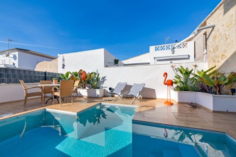 Casa adosada en venta en La Rapita, Mallorca, España 2 dormitorios, 140 m2 No. 160939 - foto 2