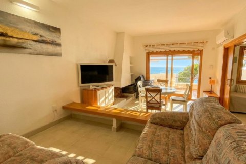 Lägenhet för uthyrning i Sant Elm, Mallorca, Spanien 3 sovrum, 90 kvm. Nr. 160935 - foto 3