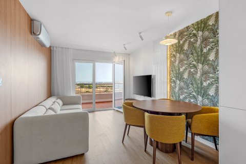 Apartamento en venta en Torrevieja, Alicante, España 2 dormitorios, 70 m2 No. 190371 - foto 4