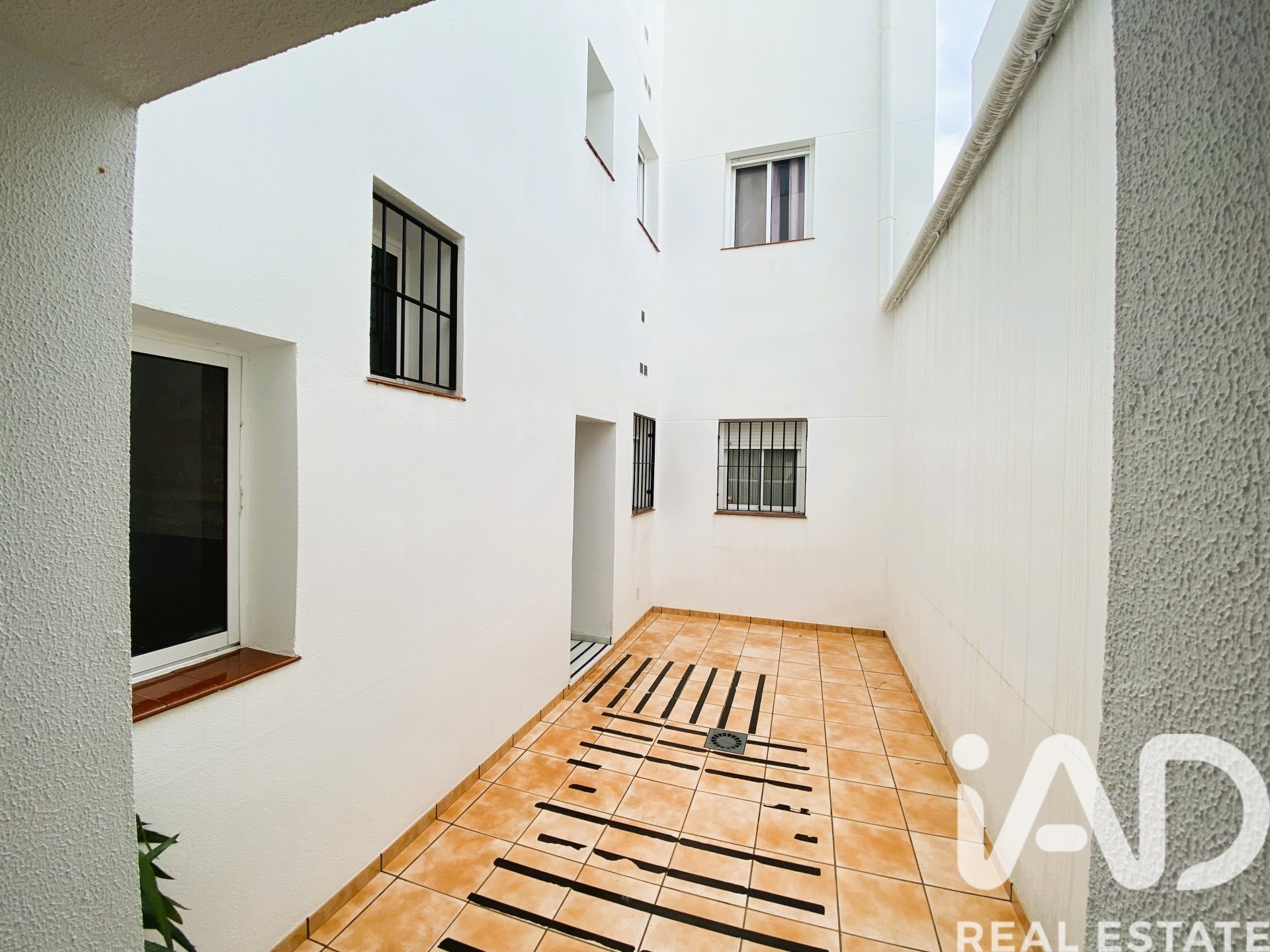 Apartment in Chiclana de la Frontera, Cadiz, Spain 2 bedrooms, 63 sq.m. No. 185302