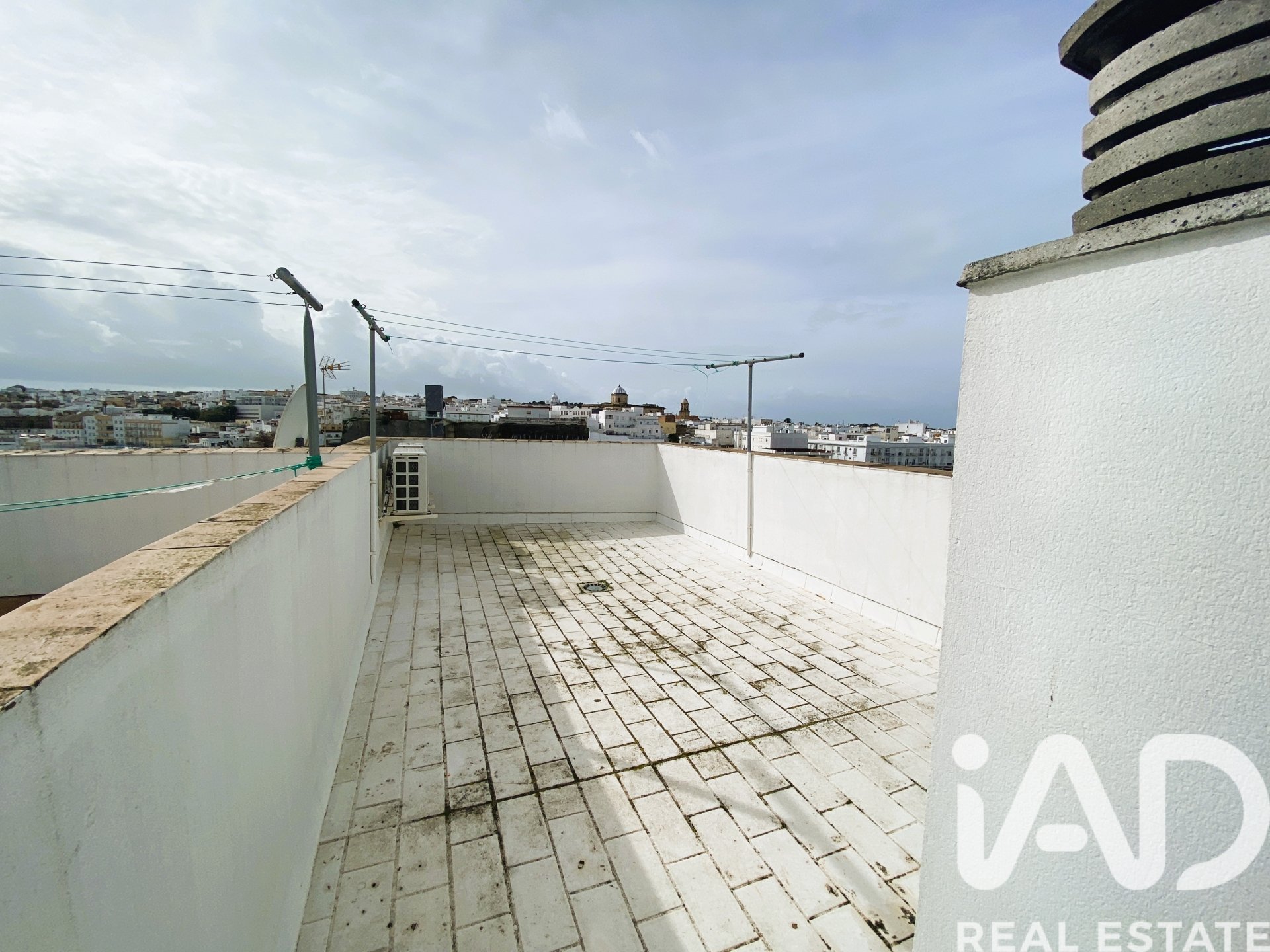 Apartment in Chiclana de la Frontera, Cadiz, Spain 2 bedrooms, 63 sq.m. No. 185302