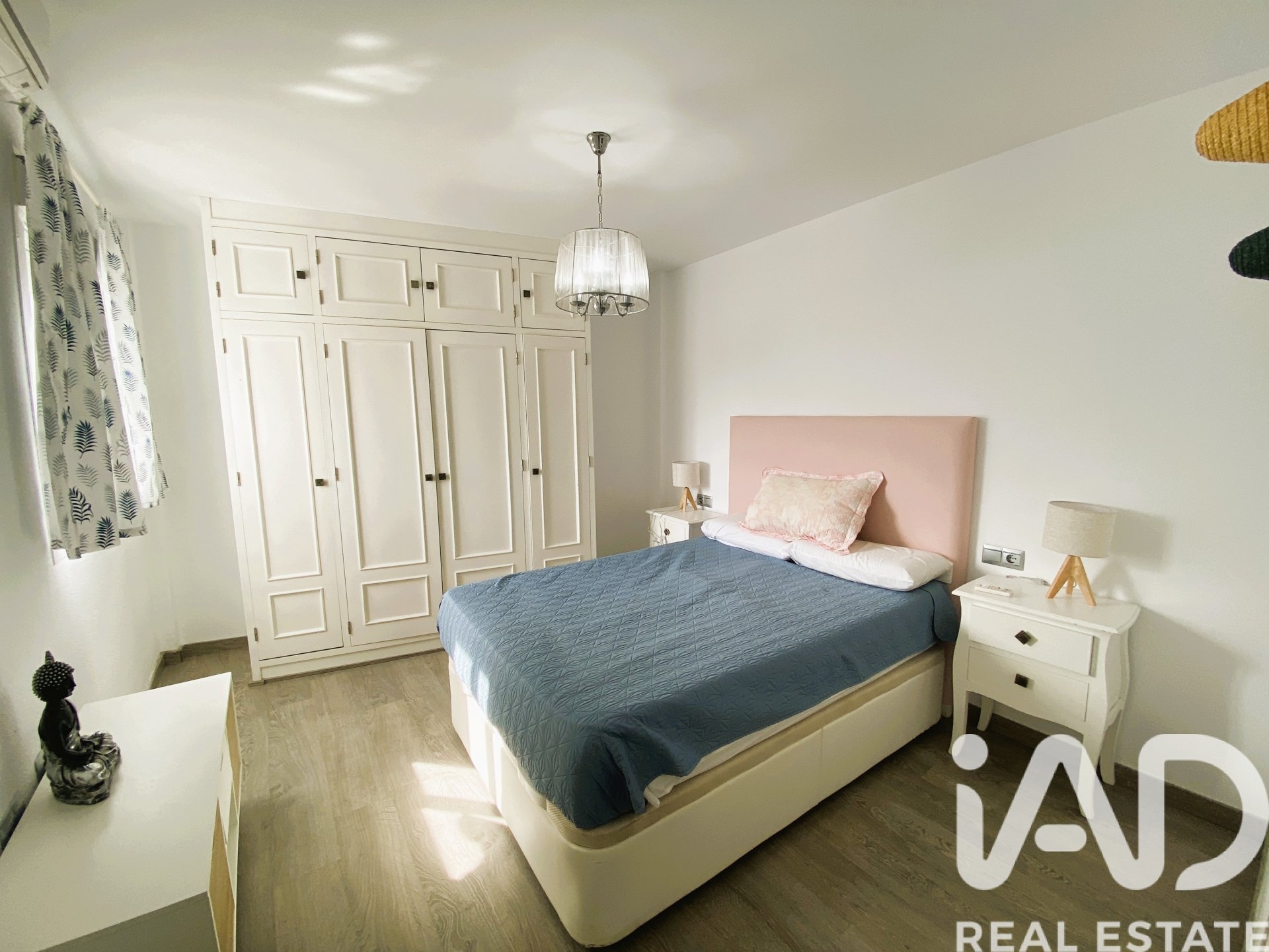 Apartment in Chiclana de la Frontera, Cadiz, Spain 2 bedrooms, 63 sq.m. No. 185302
