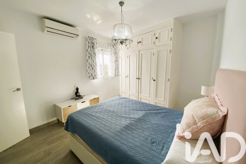 Apartamento en venta en Chiclana de la Frontera, Cádiz, España 2 dormitorios, 63 m2 No. 185302 - foto 18