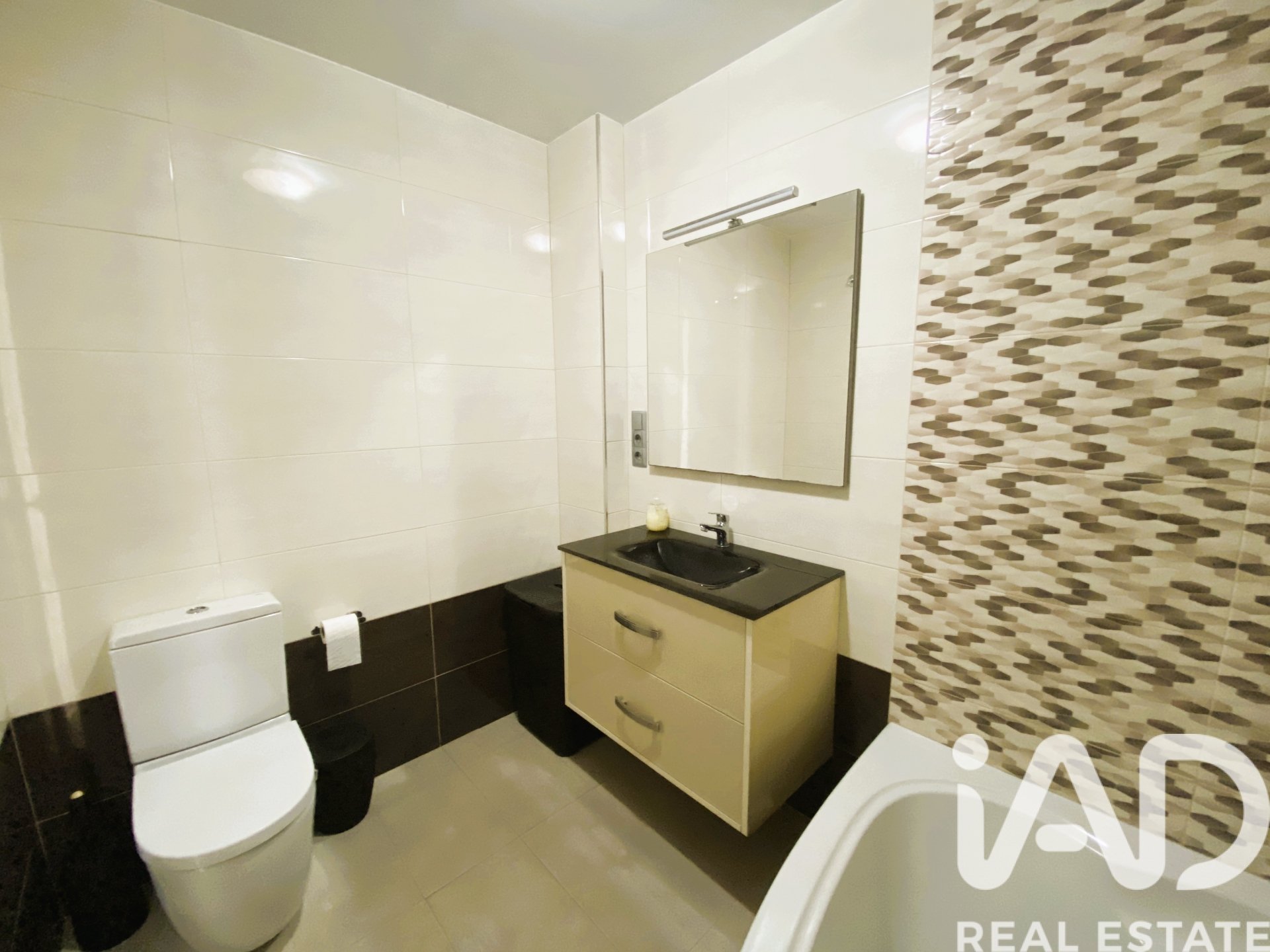 Apartment in Chiclana de la Frontera, Cadiz, Spain 2 bedrooms, 63 sq.m. No. 185302