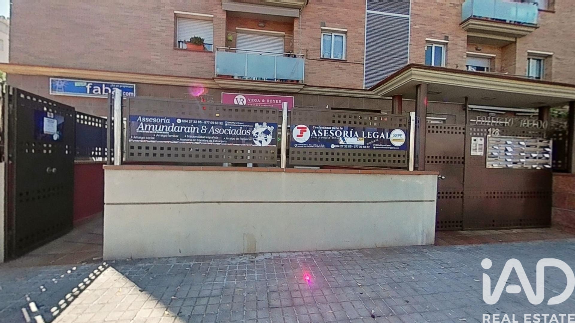 Commercial property in Segur de Calafell, Tarragona, Spain 1 bedroom, 41 sq.m. No. 185296