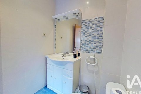 Commercial property for sale in Segur de Calafell, Tarragona, Spain 1 bedroom, 41 sq.m. No. 185296 - photo 19