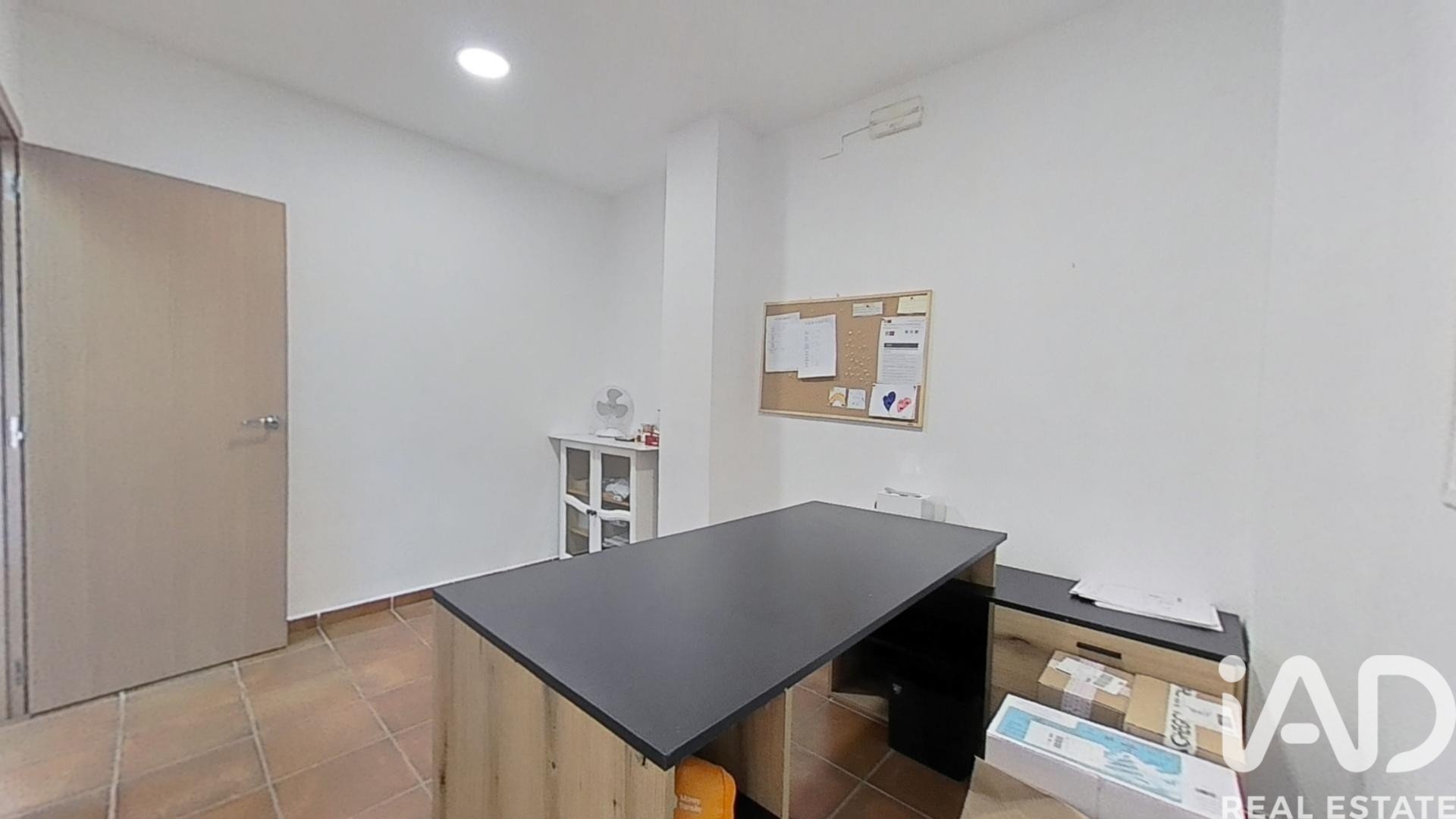 Commercial property in Segur de Calafell, Tarragona, Spain 1 bedroom, 41 sq.m. No. 185296