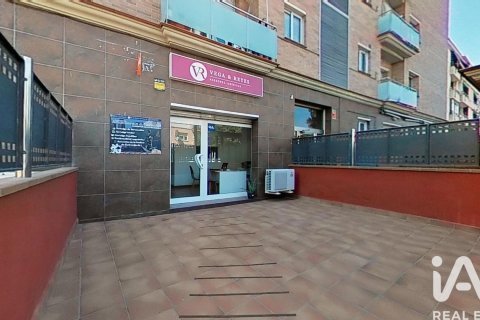 Commercial property for sale in Segur de Calafell, Tarragona, Spain 1 bedroom, 41 sq.m. No. 185296 - photo 17