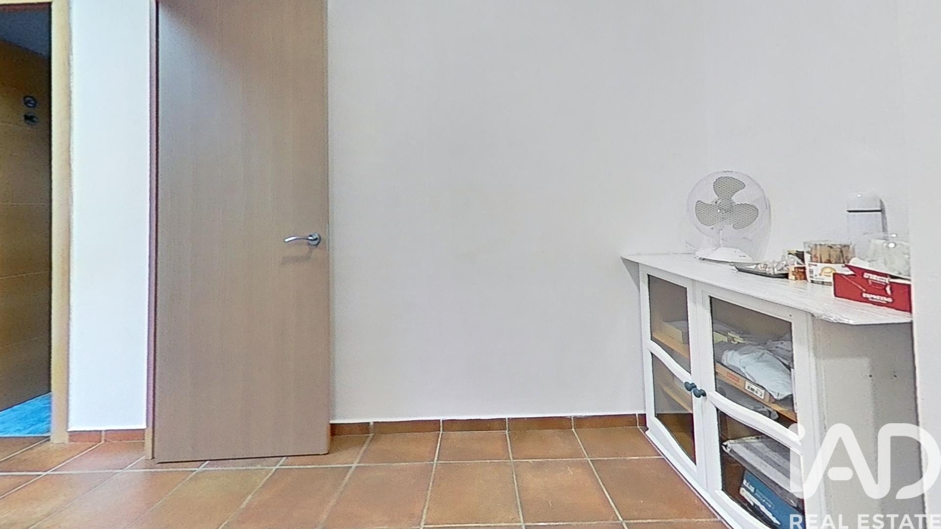 Commercial property in Segur de Calafell, Tarragona, Spain 1 bedroom, 41 sq.m. No. 185296