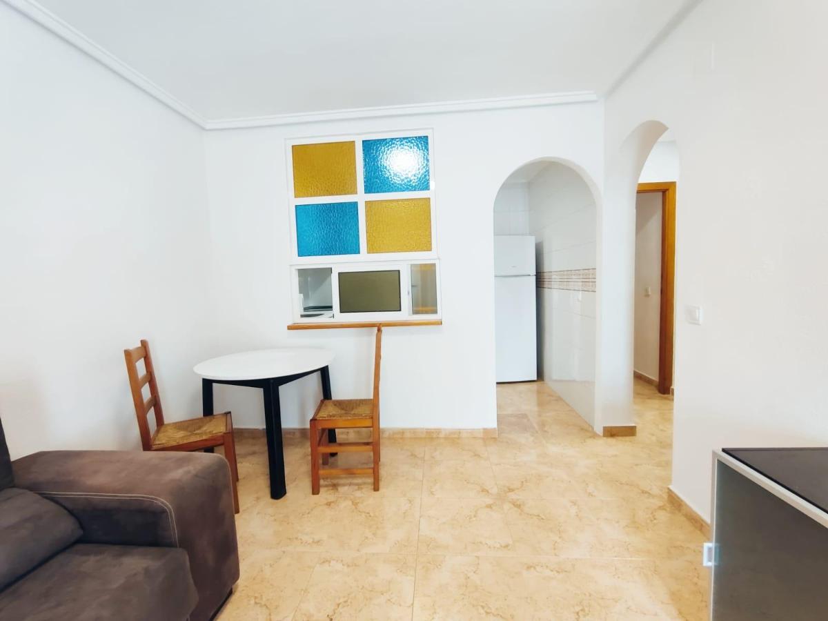House in Torrevieja, Alicante, Spain 2 bedrooms, 53 sq.m. No. 183851