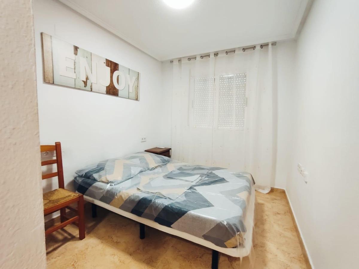 House in Torrevieja, Alicante, Spain 2 bedrooms, 53 sq.m. No. 183851