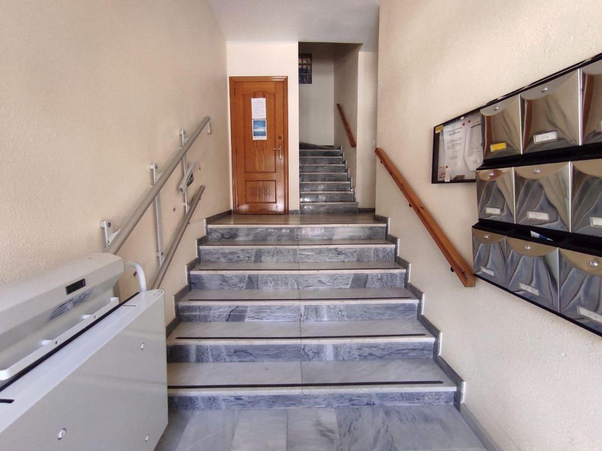 Apartment in Guardamar del Segura, Alicante, Spain 2 bedrooms, 64 sq.m. No. 183856