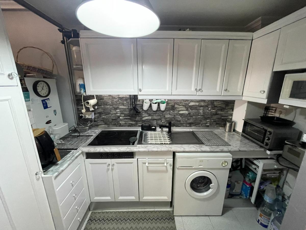 Apartment in Guardamar del Segura, Alicante, Spain 2 bedrooms, 64 sq.m. No. 183856