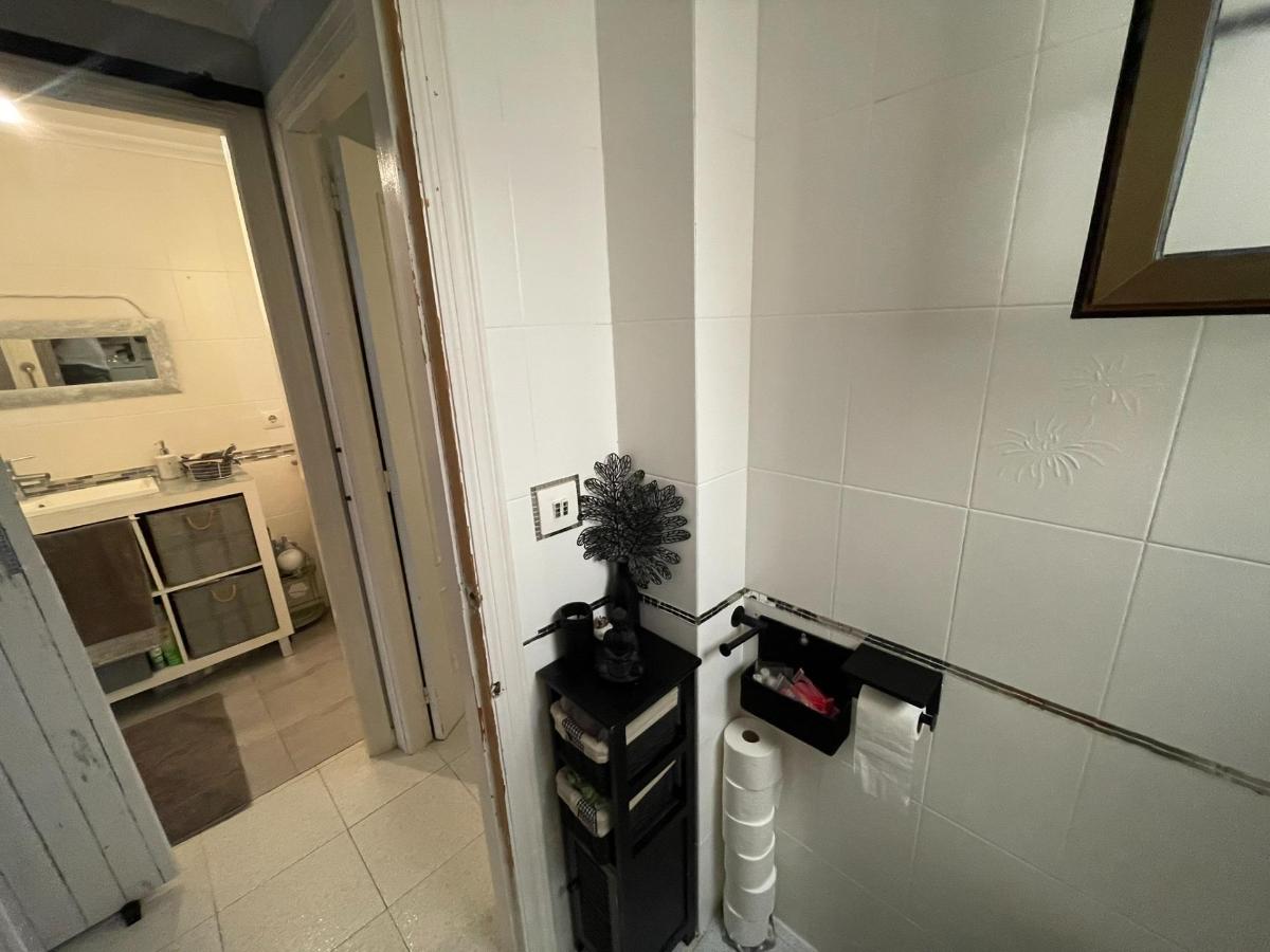 Apartment in Guardamar del Segura, Alicante, Spain 2 bedrooms, 64 sq.m. No. 183856