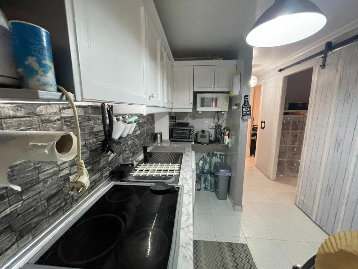 Apartment in Guardamar del Segura, Alicante, Spain 2 bedrooms, 64 sq.m. No. 183856