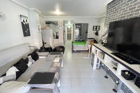 Wohnung zum Verkauf in Guardamar del Segura, Alicante, Spanien 2 Schlafzimmer, 64 m2 Nr. 183856 - Foto 2