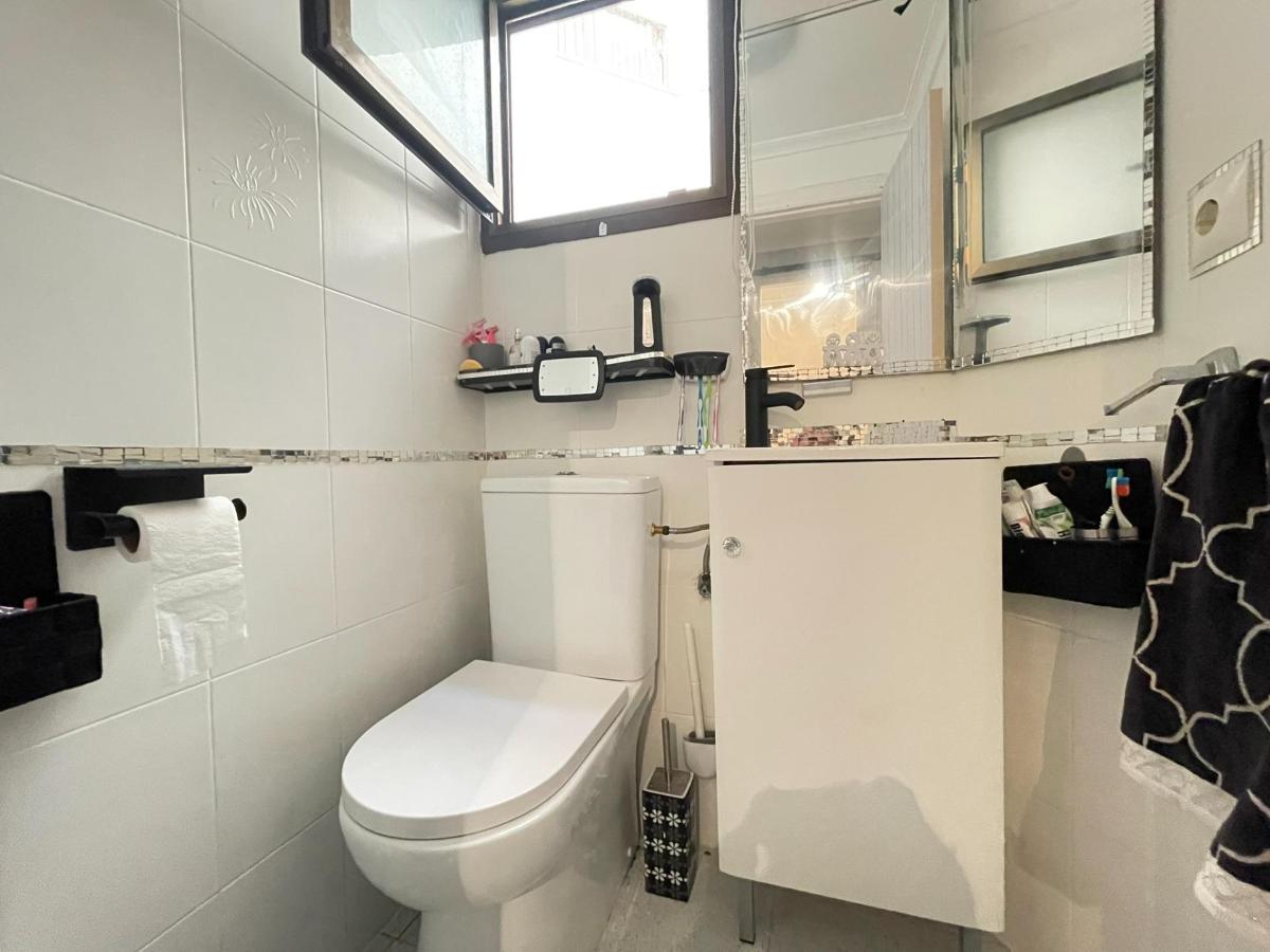 Apartment in Guardamar del Segura, Alicante, Spain 2 bedrooms, 64 sq.m. No. 183856