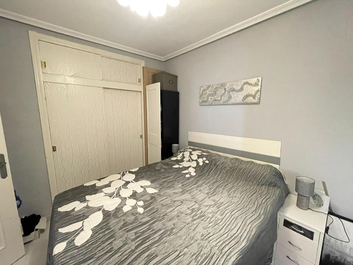 Apartment in Guardamar del Segura, Alicante, Spain 2 bedrooms, 64 sq.m. No. 183856