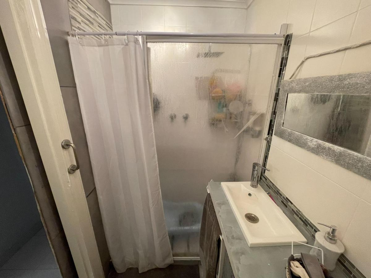 Apartment in Guardamar del Segura, Alicante, Spain 2 bedrooms, 64 sq.m. No. 183856
