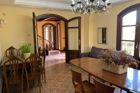 Villa for sale in Ciudad Quesada, Alicante, Spain 6 bedrooms, 300 sq.m. No. 175286 - photo 3