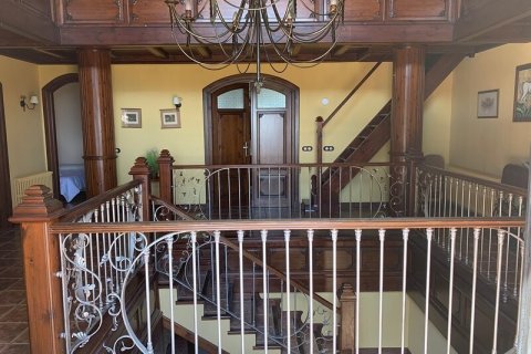 Villa for sale in Ciudad Quesada, Alicante, Spain 6 bedrooms, 300 sq.m. No. 175286 - photo 5