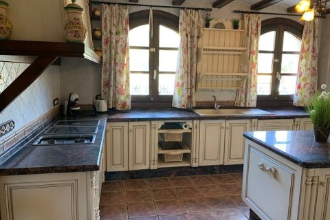 Villa for sale in Ciudad Quesada, Alicante, Spain 6 bedrooms, 300 sq.m. No. 175286 - photo 12