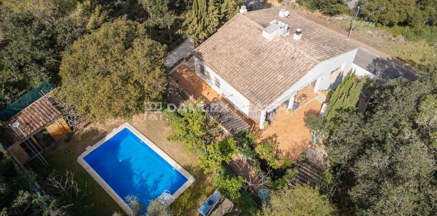 Dom w Begur, Girona, Hiszpania 5 sypialni, 248 mkw. nr 177035