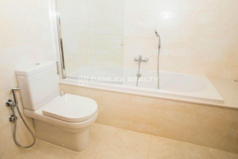 Kamienica w Lloret de Mar, Girona, Hiszpania 3 sypialnie, 145 mkw. nr 177039 – zdjęcie 18