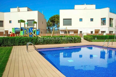 Kamienica w Lloret de Mar, Girona, Hiszpania 3 sypialnie, 145 mkw. nr 177039 – zdjęcie 8