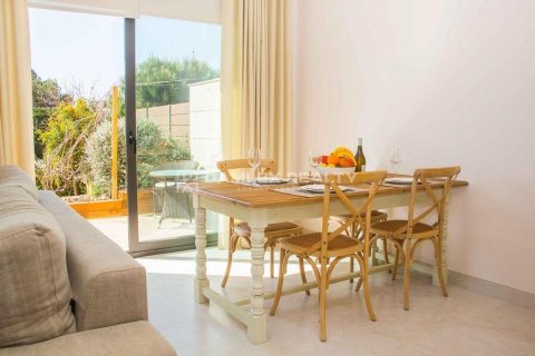 Kamienica w Lloret de Mar, Girona, Hiszpania 3 sypialnie, 145 mkw. nr 177039 – zdjęcie 9