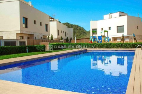 Kamienica w Lloret de Mar, Girona, Hiszpania 3 sypialnie, 145 mkw. nr 177039 – zdjęcie 5