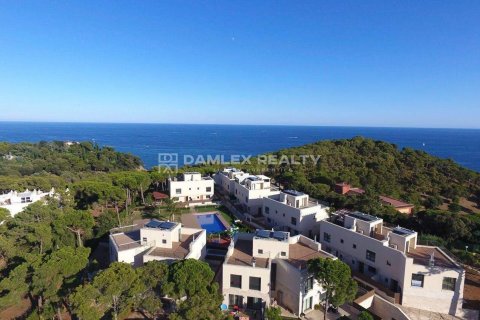 Kamienica w Lloret de Mar, Girona, Hiszpania 3 sypialnie, 145 mkw. nr 177039 – zdjęcie 6