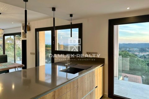 Dom w Lloret de Mar, Girona, Hiszpania 4 sypialnie, 336 mkw. nr 177040 – zdjęcie 18