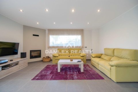 Villa à vendre à Santa Cristina d'Aro, Girona, Espagne, 4 chambres, 308 m2 No. 177034 - photo 9