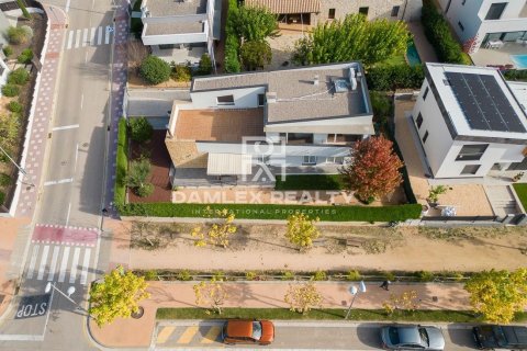 Villa à vendre à Santa Cristina d'Aro, Girona, Espagne, 4 chambres, 308 m2 No. 177034 - photo 4