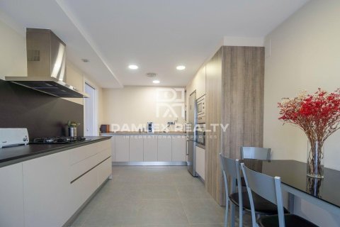Villa à vendre à Santa Cristina d'Aro, Girona, Espagne, 4 chambres, 308 m2 No. 177034 - photo 12