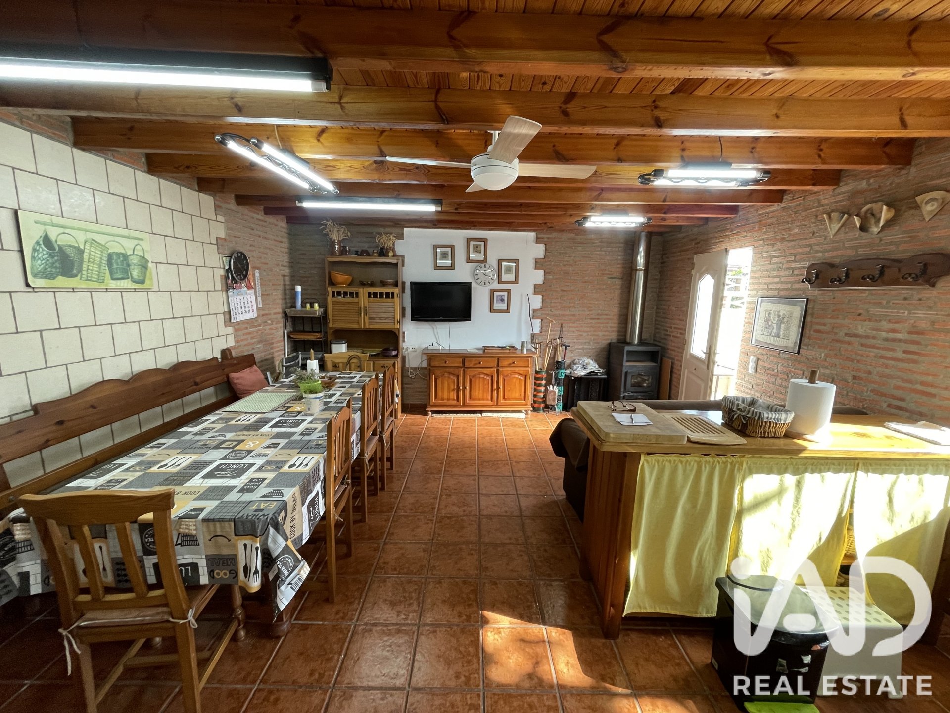 House in Chozas de Abajo, Leon, Spain 2 bedrooms, 98 sq.m. No. 192164