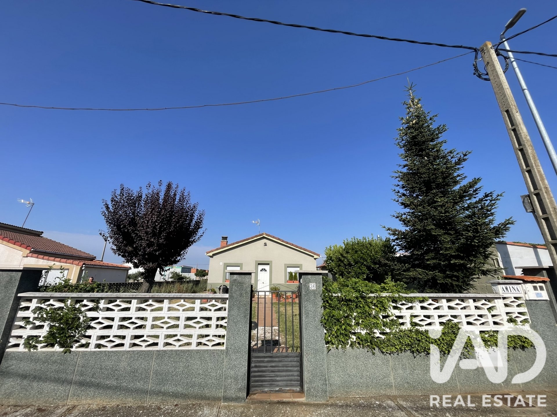 House in Chozas de Abajo, Leon, Spain 2 bedrooms, 98 sq.m. No. 192164