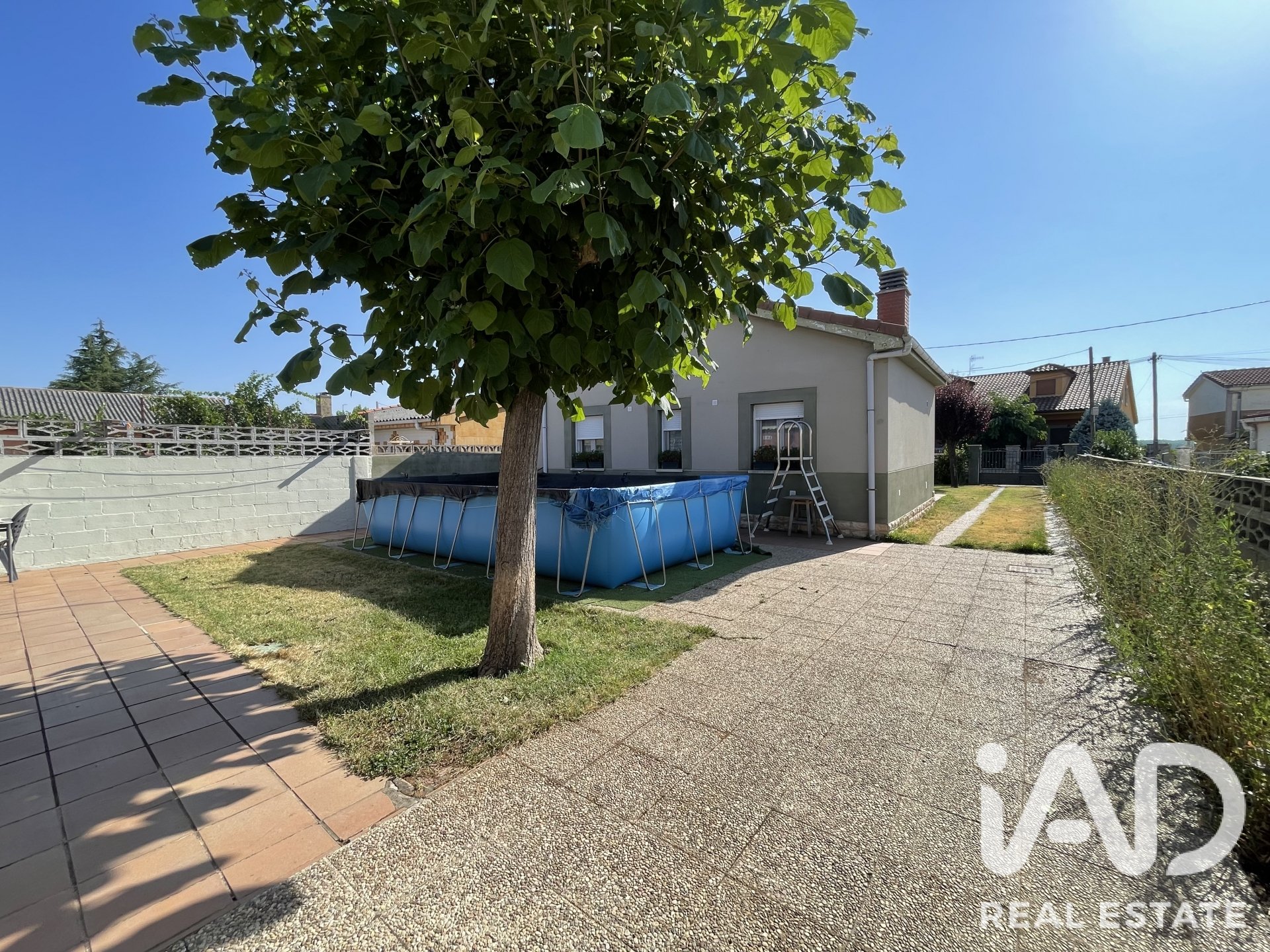 House in Chozas de Abajo, Leon, Spain 2 bedrooms, 98 sq.m. No. 192164