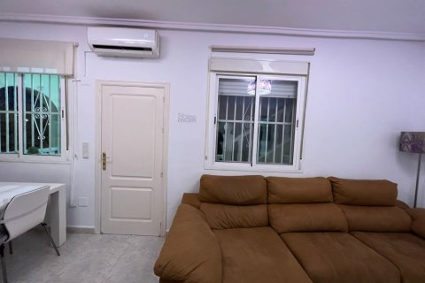 Villa till salu i Ciudad Quesada, Alicante, Spanien 3 sovrum, 150 kvm. Nr. 145363 - foto 6