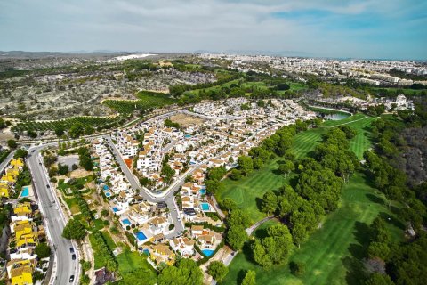 Huvila myytävänä Las Ramblas, Alicante, Espanja, 3 makuuhuonetta, 132 m2 No. 145364 - kuva 22