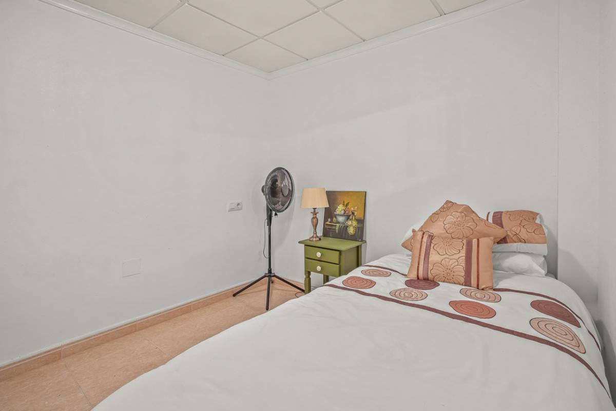 Villa en Algorfa, Alicante, España 4 dormitorios, 220 m2 No. 112903