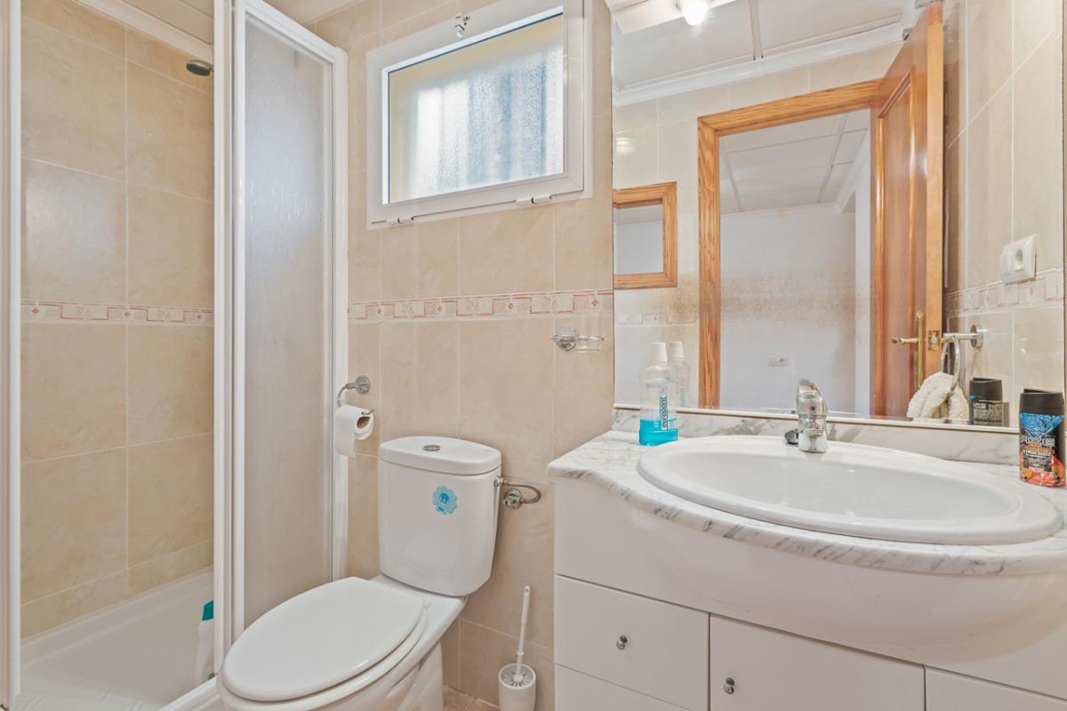 Villa en Algorfa, Alicante, España 4 dormitorios, 220 m2 No. 112903