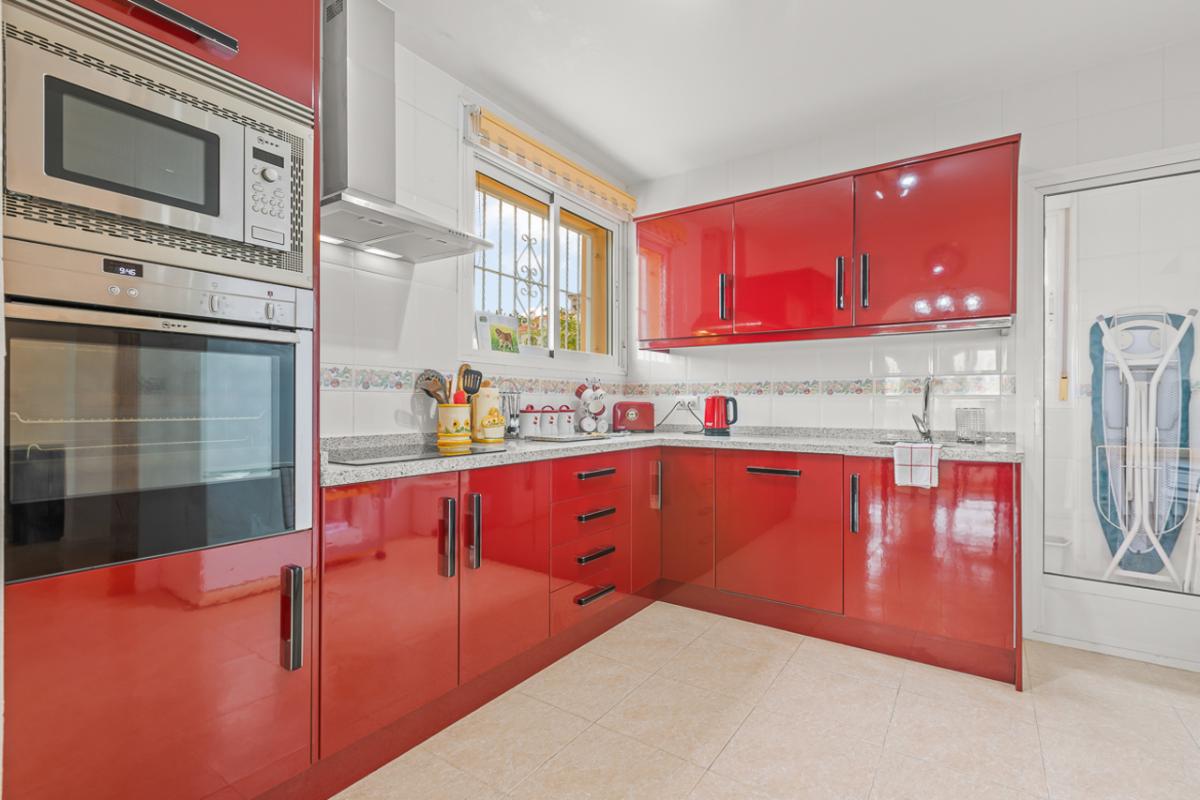 Villa en Algorfa, Alicante, España 4 dormitorios, 220 m2 No. 112903
