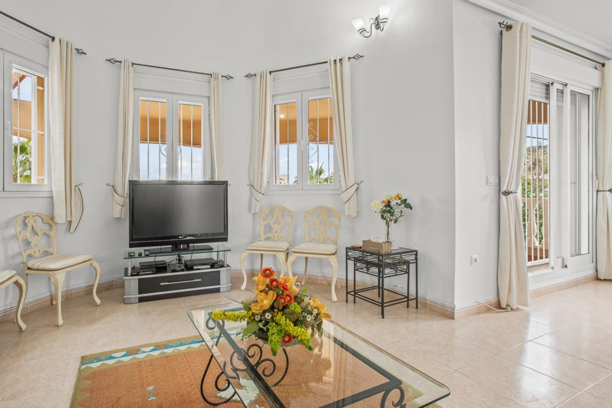 Villa en Algorfa, Alicante, España 4 dormitorios, 220 m2 No. 112903