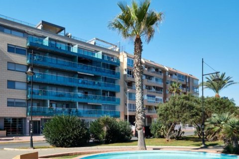 Appartamento in vendita Torrevieja, Alicante, Spagna 3 camere da letto, 156 mq. N° 112898 - foto 3
